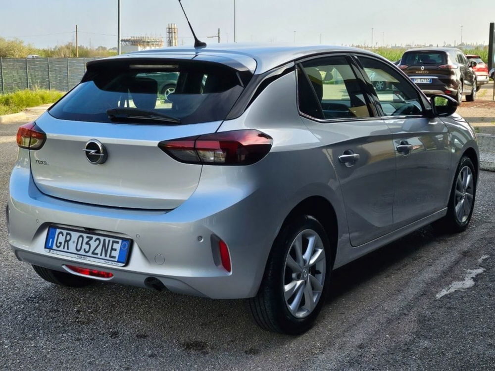 Opel Corsa nuova a Foggia (5)