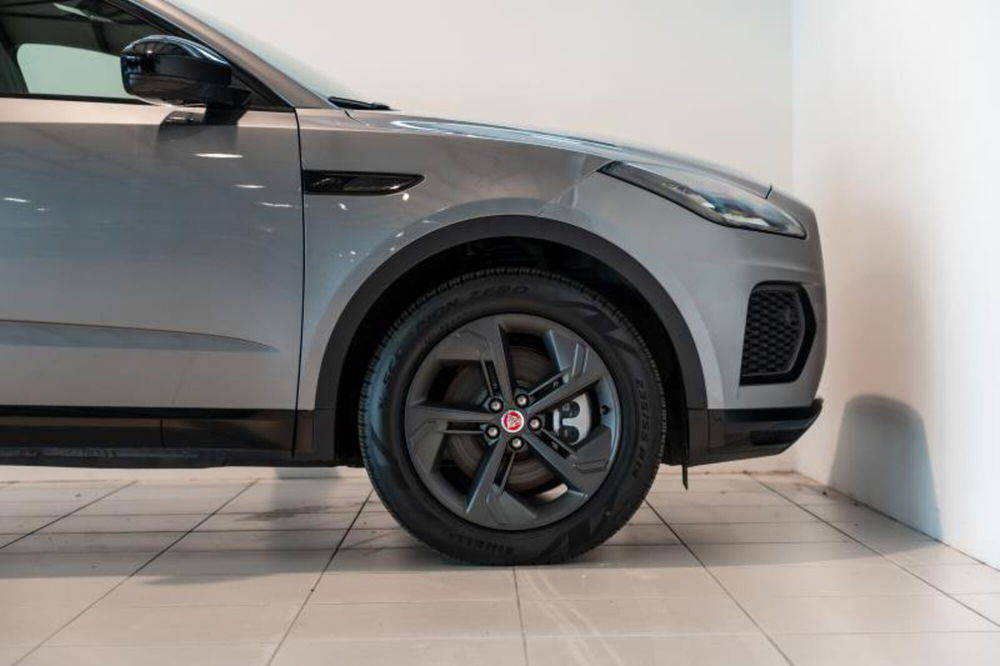 Jaguar E-Pace usata a Venezia (8)