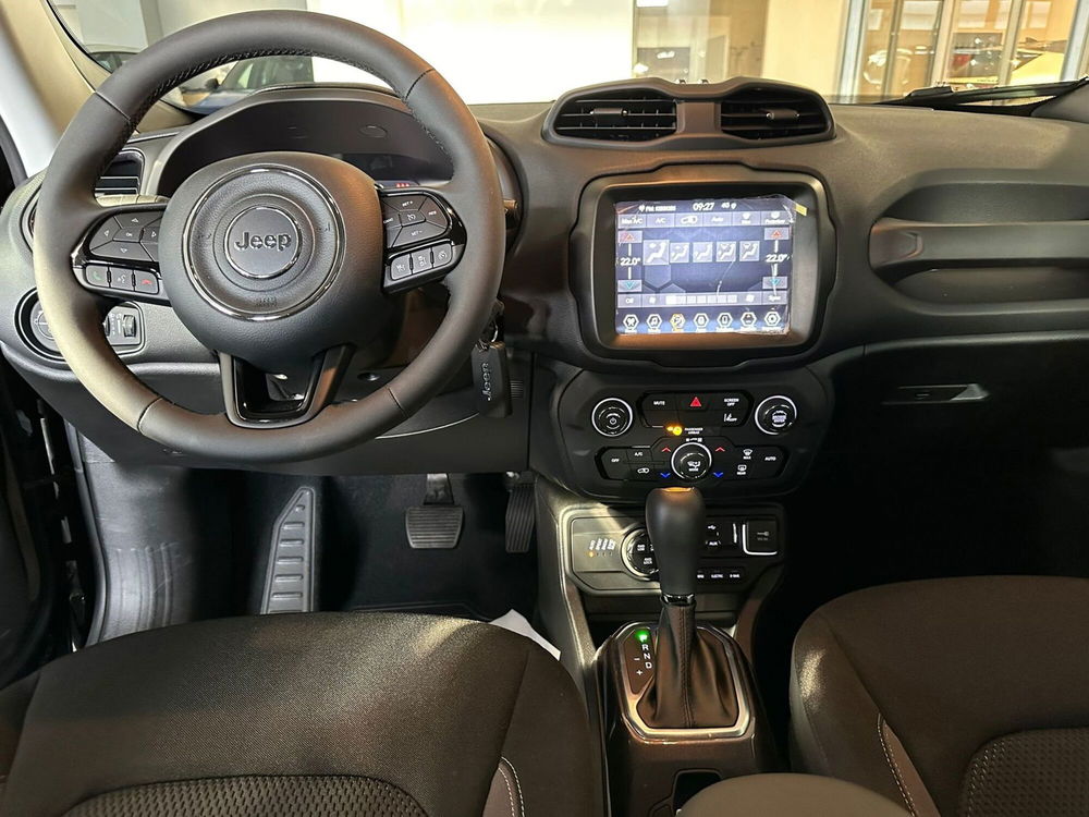 Jeep Renegade nuova a Arezzo (10)