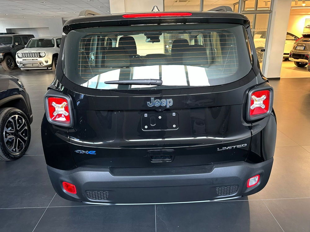 Jeep Renegade nuova a Arezzo (6)