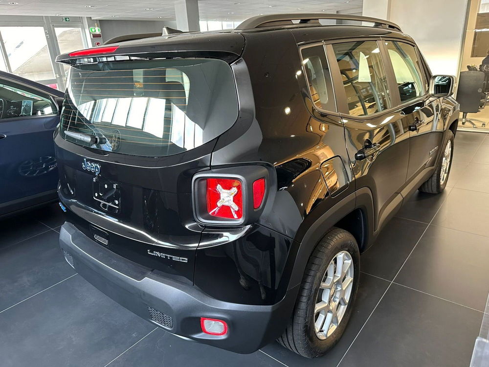 Jeep Renegade nuova a Arezzo (8)