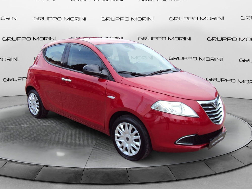 Lancia Ypsilon usata a Bologna (3)