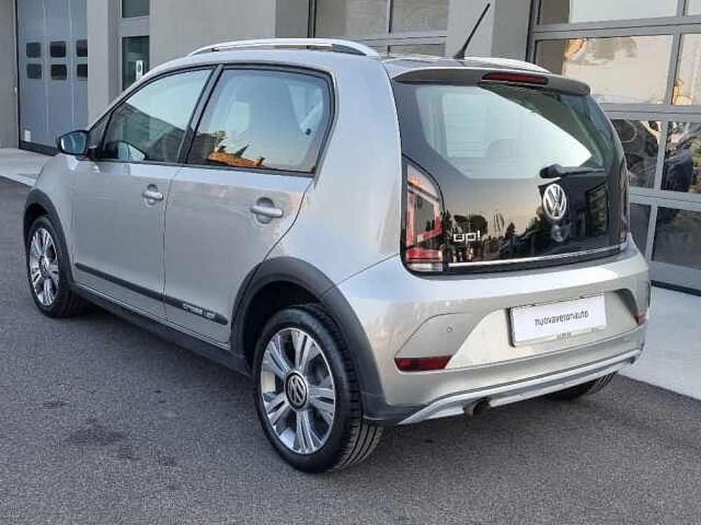 Volkswagen up! usata a Verona (5)