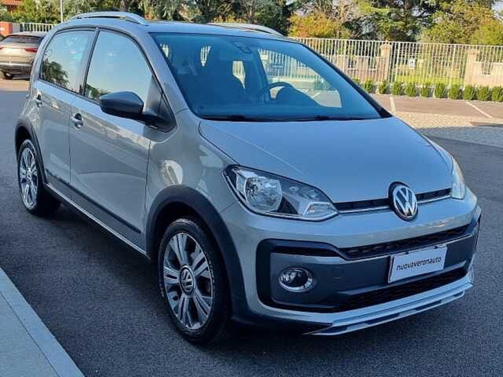 Volkswagen up! usata a Verona (8)