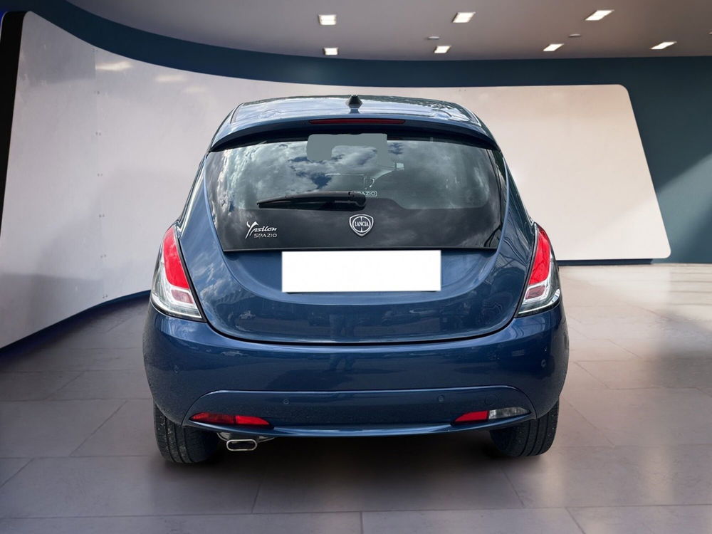 Lancia Ypsilon usata a Torino (6)