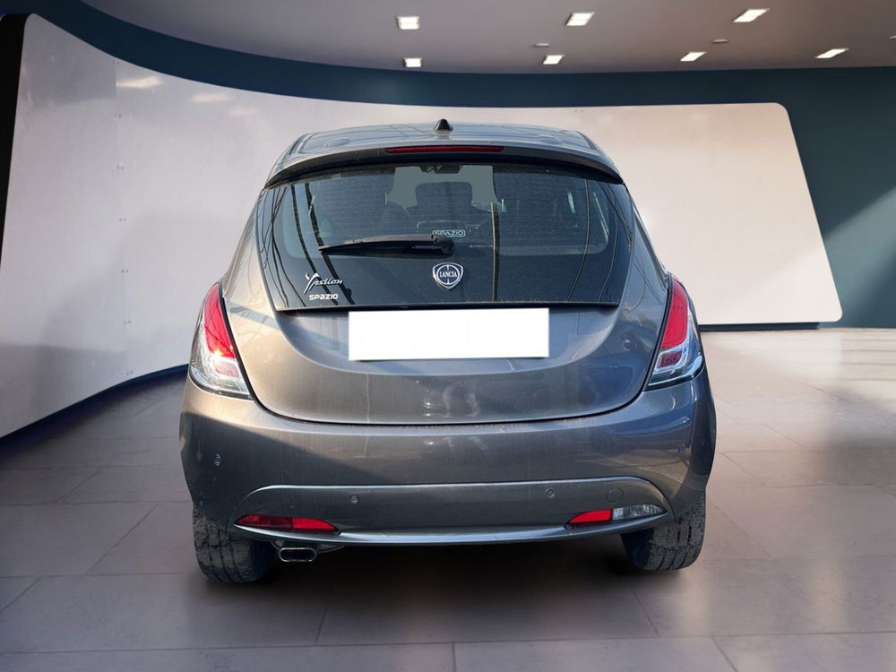 Lancia Ypsilon usata a Torino (4)