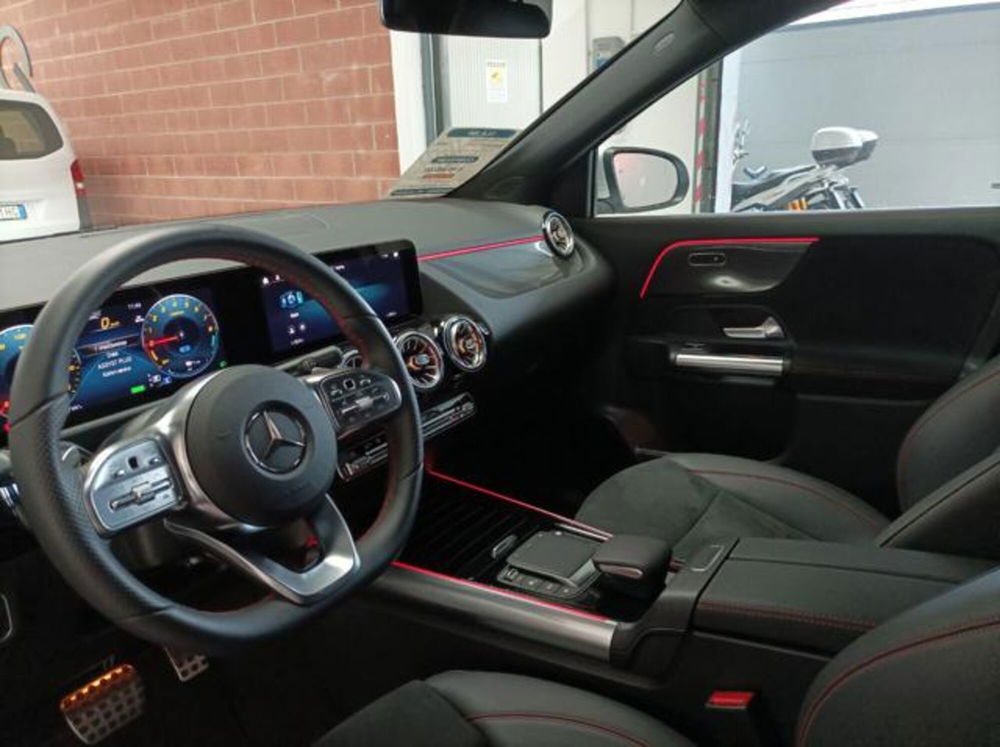 Mercedes-Benz GLA SUV usata a Milano (11)