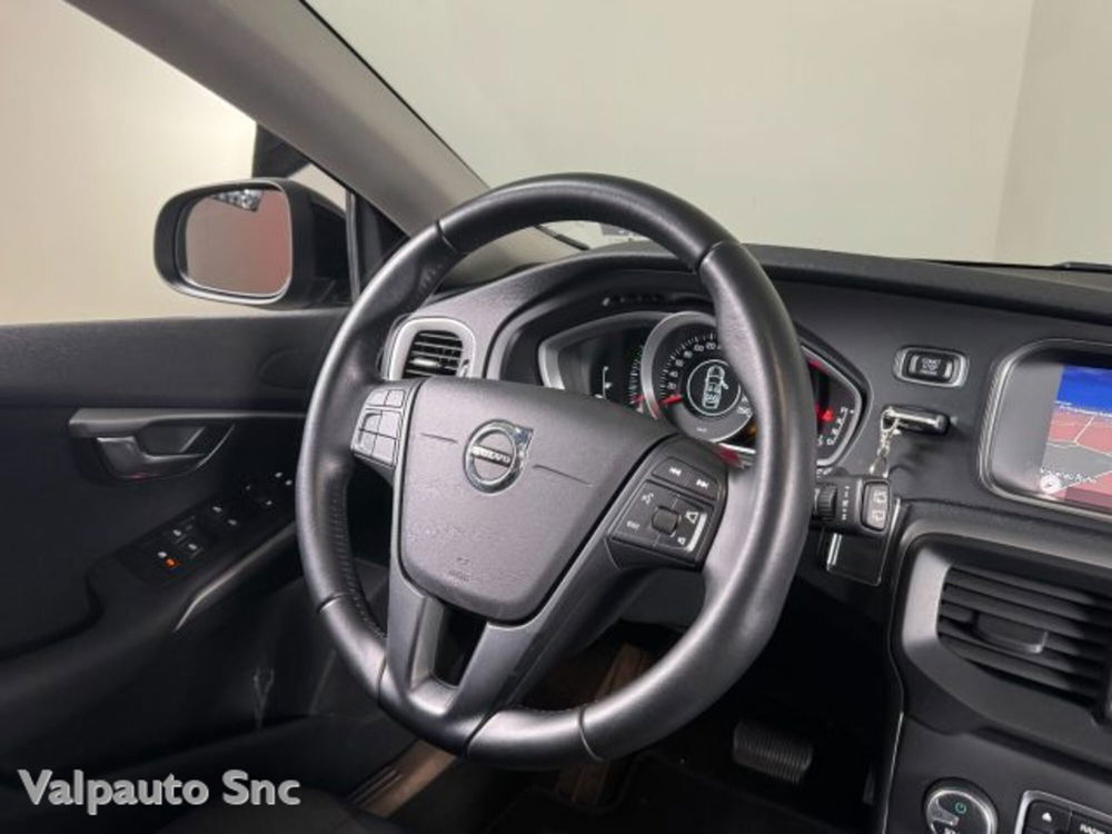 Volvo V40 Cross Country usata a Verona (10)