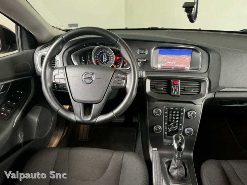 Volvo V40 Cross Country usata a Verona (7)