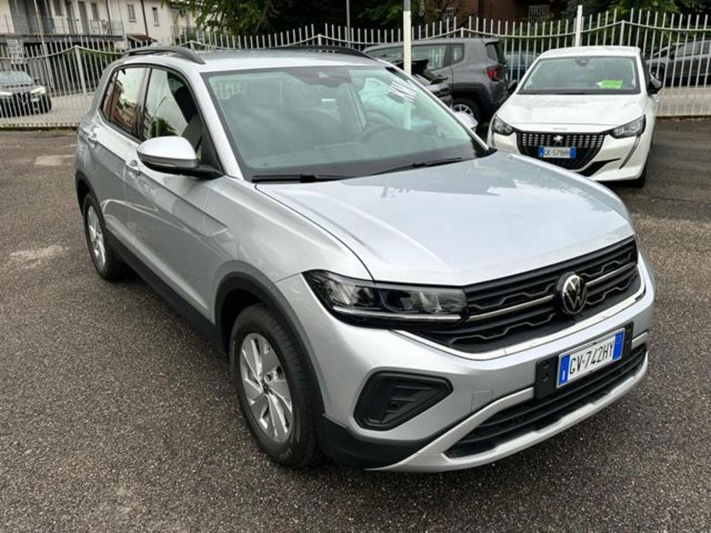 Volkswagen T-Cross nuova a Milano (2)