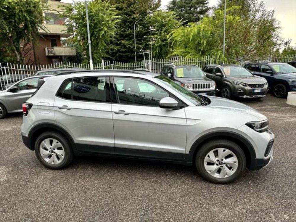 Volkswagen T-Cross nuova a Milano (4)