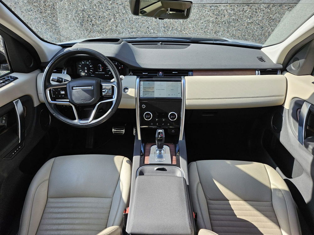 Land Rover Discovery Sport usata a Bergamo (4)