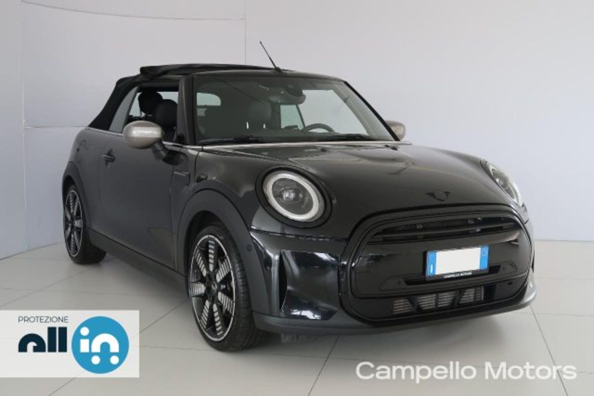 MINI Mini Cabrio 1.5 Cooper Yours Cabrio  del 2023 usata a Venezia