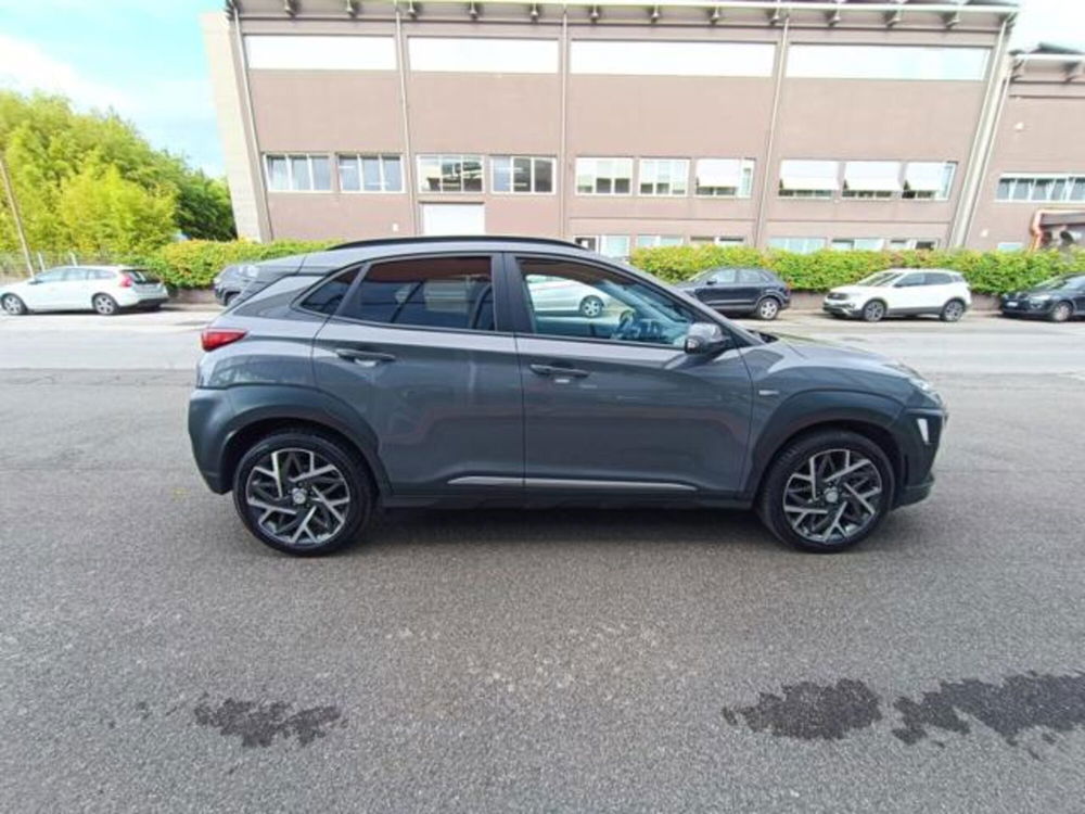 Hyundai Kona usata a Pisa (16)