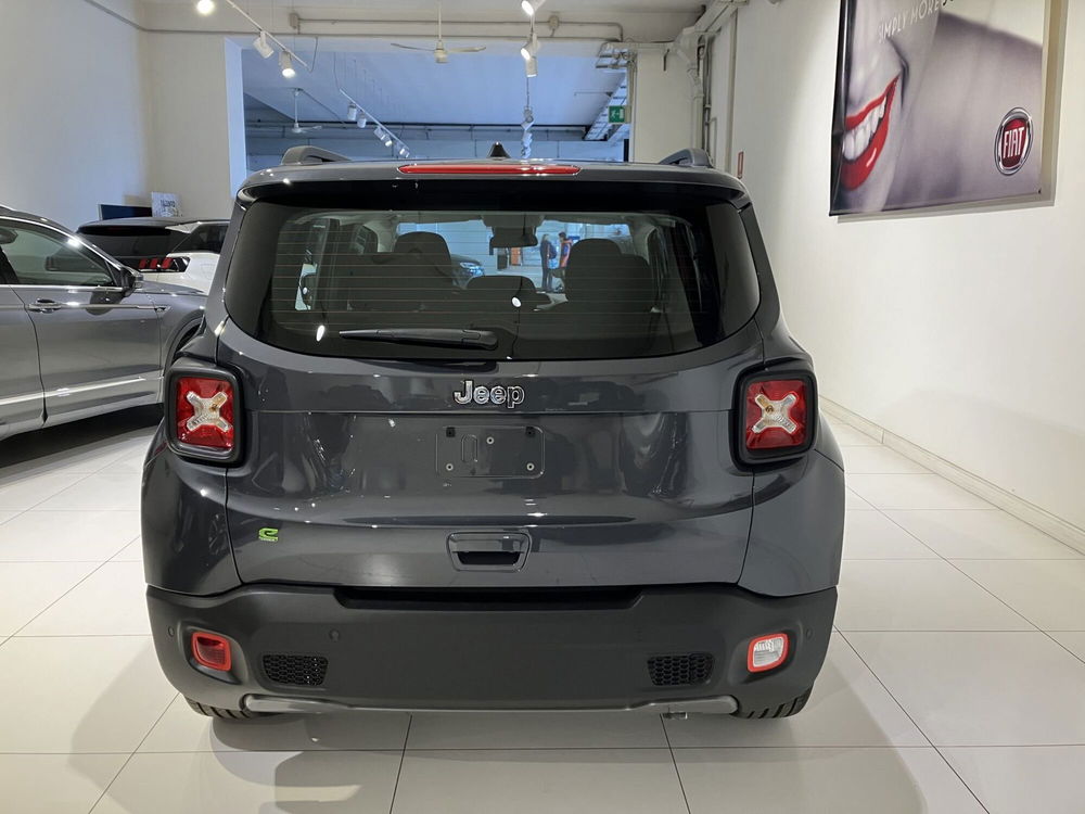 Jeep Renegade nuova a Parma (5)