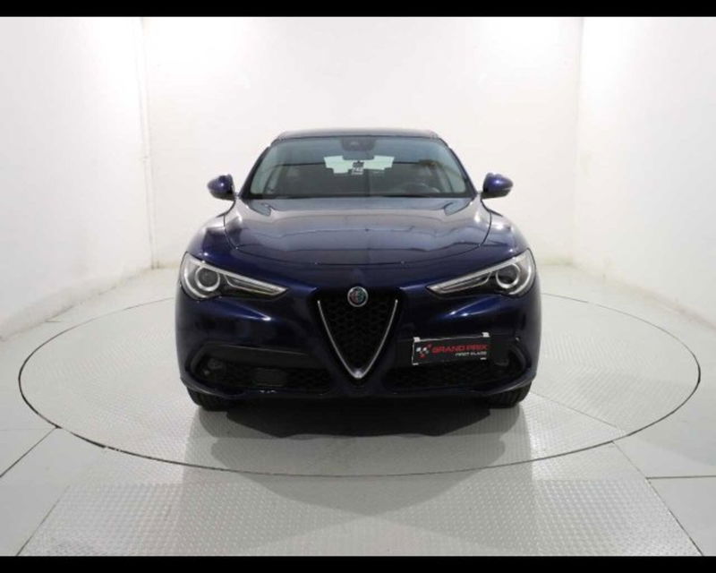 Alfa Romeo Stelvio Stelvio 2.2 Turbodiesel 210 CV AT8 Q4 Business  del 2017 usata a Castenaso