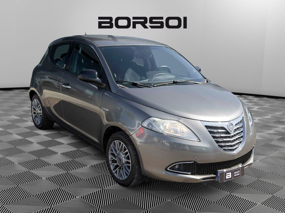 Lancia Ypsilon usata a Treviso (7)