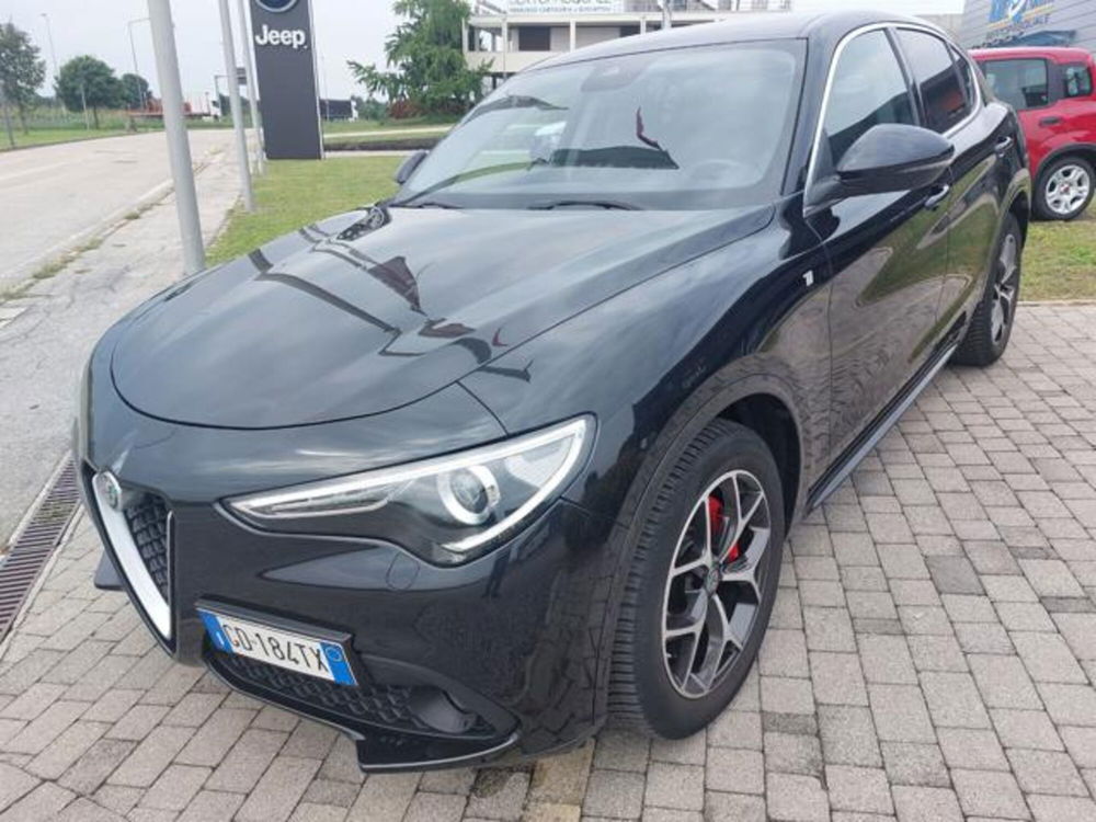 Alfa Romeo Stelvio usata a Padova (2)