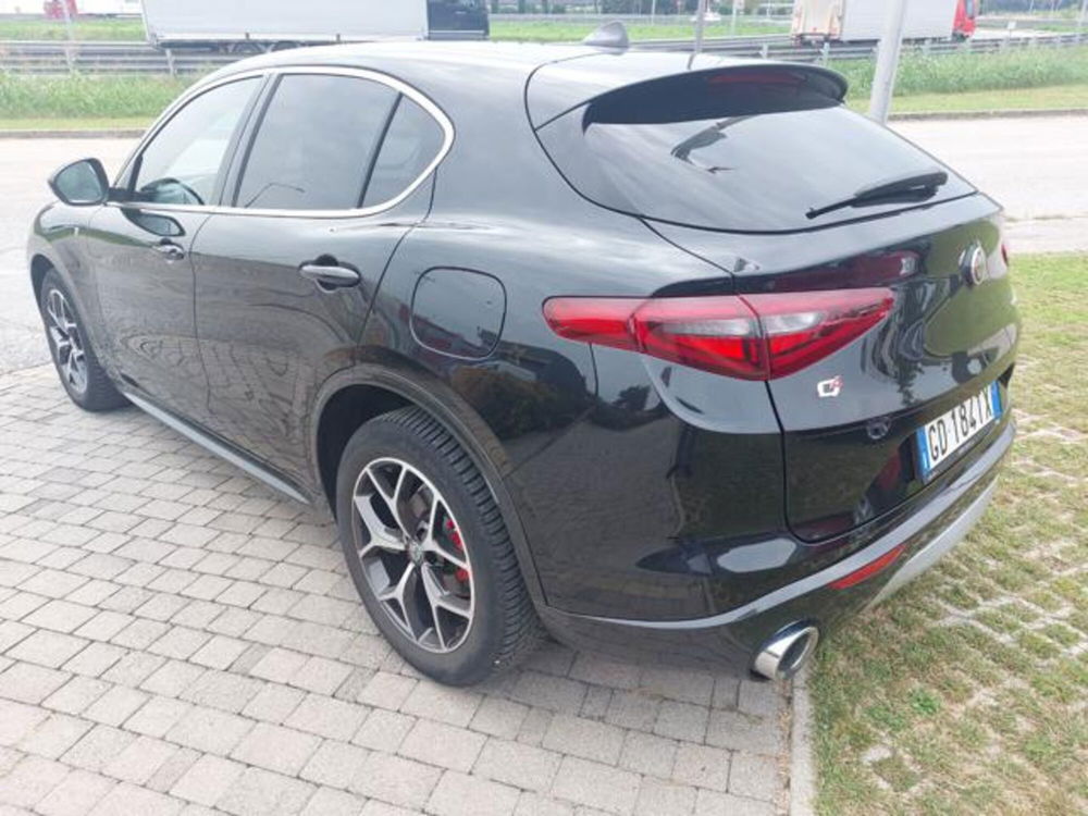 Alfa Romeo Stelvio usata a Padova (4)