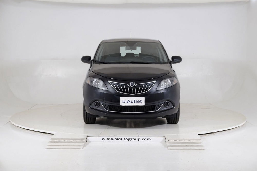 Lancia Ypsilon nuova a Torino (2)