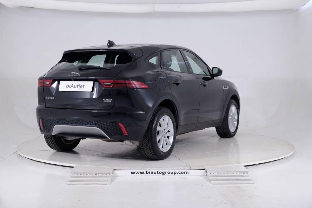 Jaguar E-Pace usata a Torino (4)