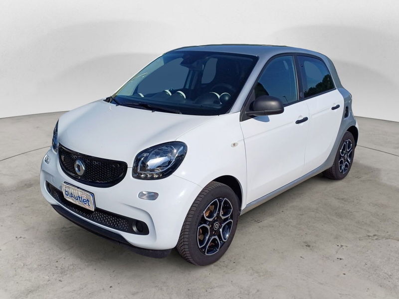 smart forfour forfour EQ Youngster  del 2019 usata a Settimo Torinese