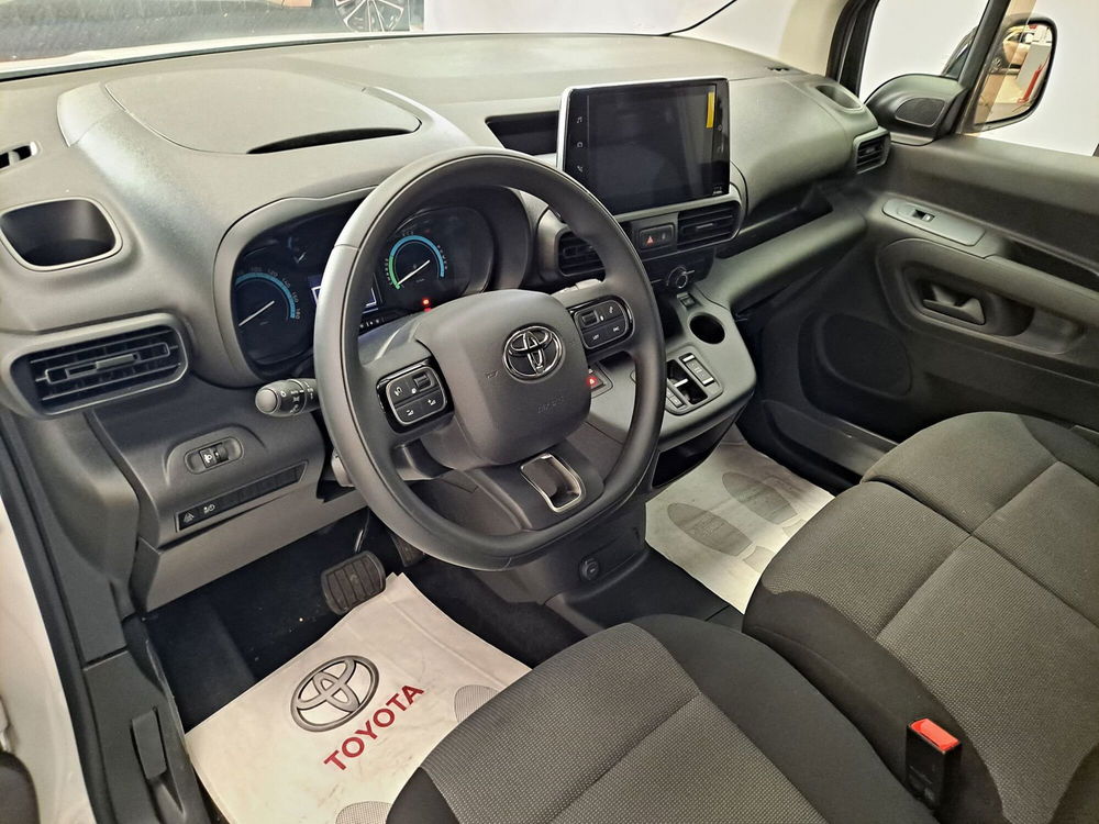 Toyota Proace City Electric usata a Roma (14)