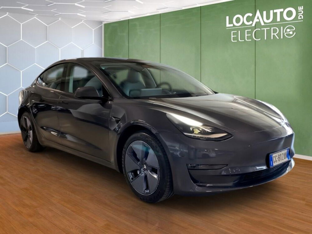 Tesla Model 3 usata a Torino (3)