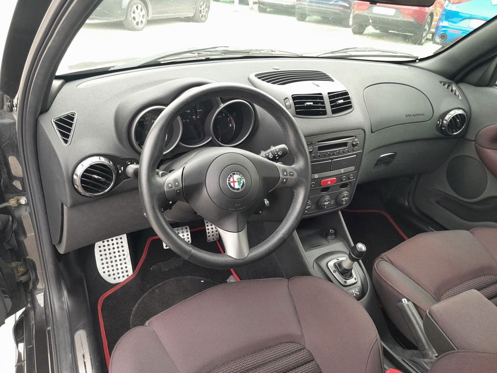 Alfa Romeo 147 usata a Ancona (13)