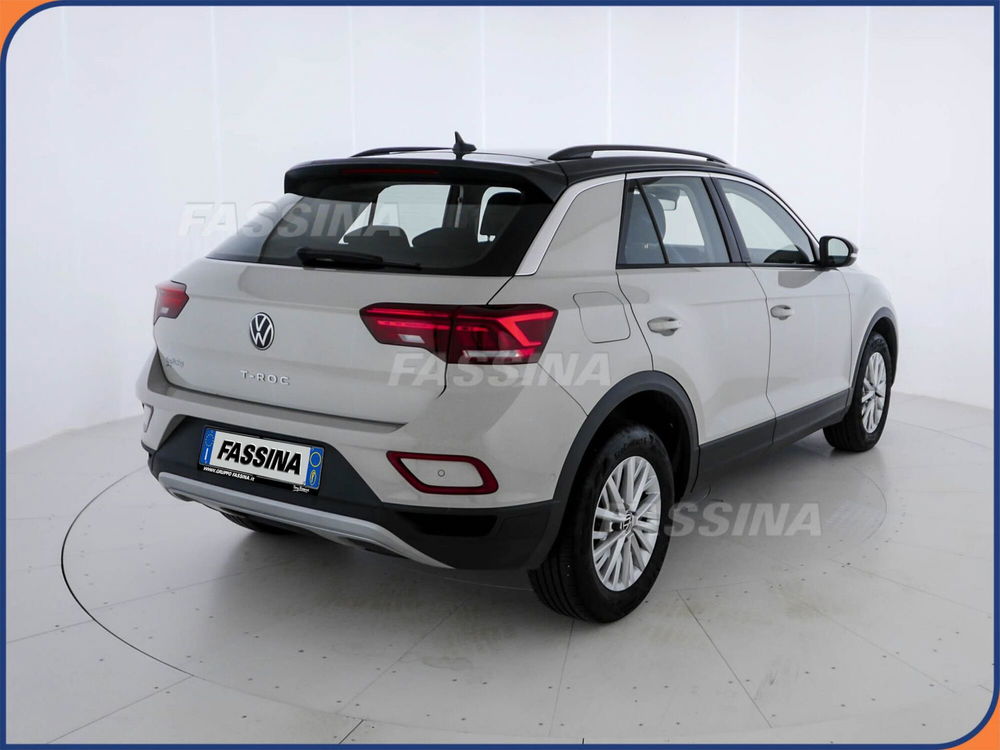 Volkswagen T-Roc usata a Milano (6)