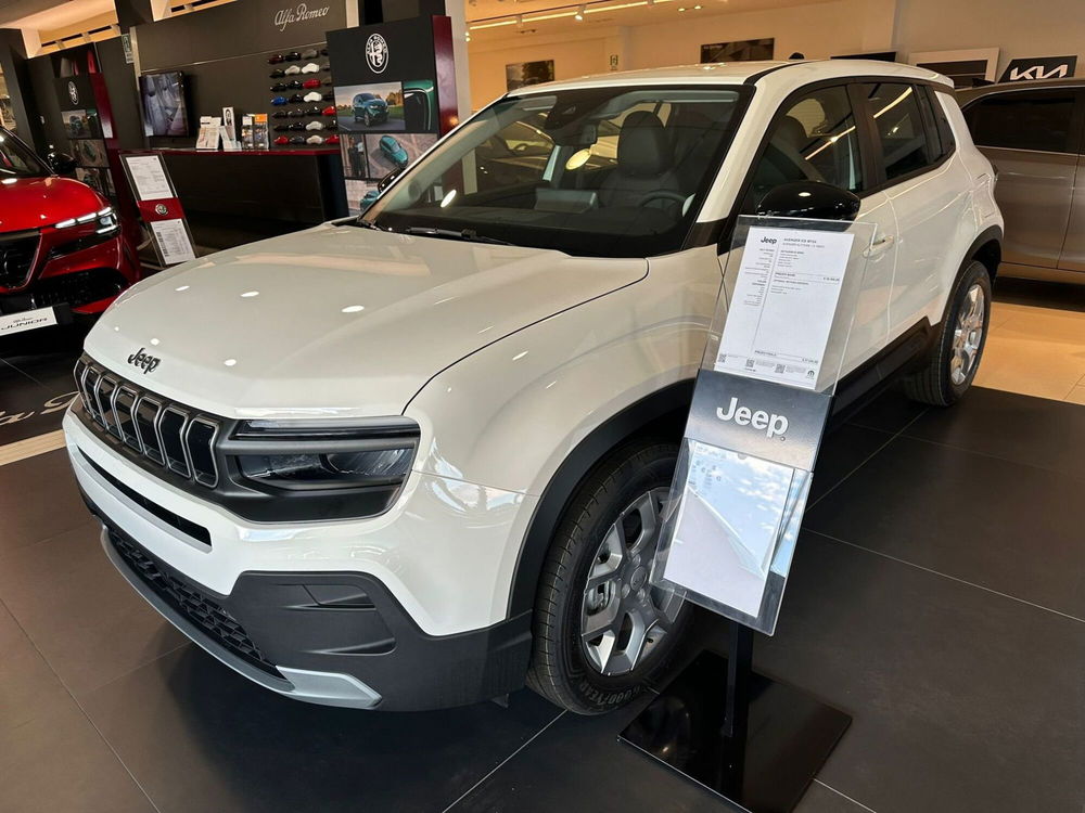 Jeep Avenger nuova a Arezzo (9)