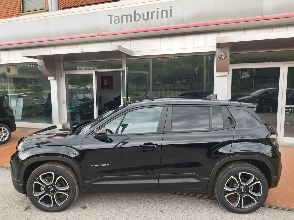 Jeep Avenger nuova a Arezzo (8)