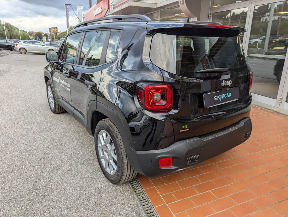 Jeep Renegade nuova a Arezzo (6)