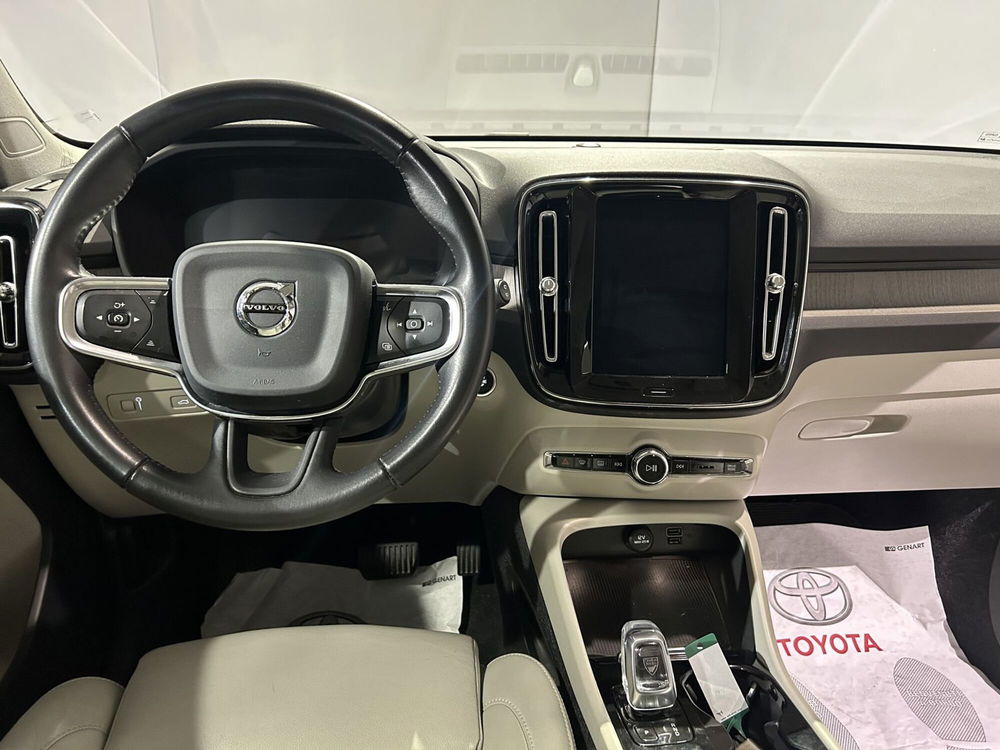 Volvo XC40 usata a Milano (9)