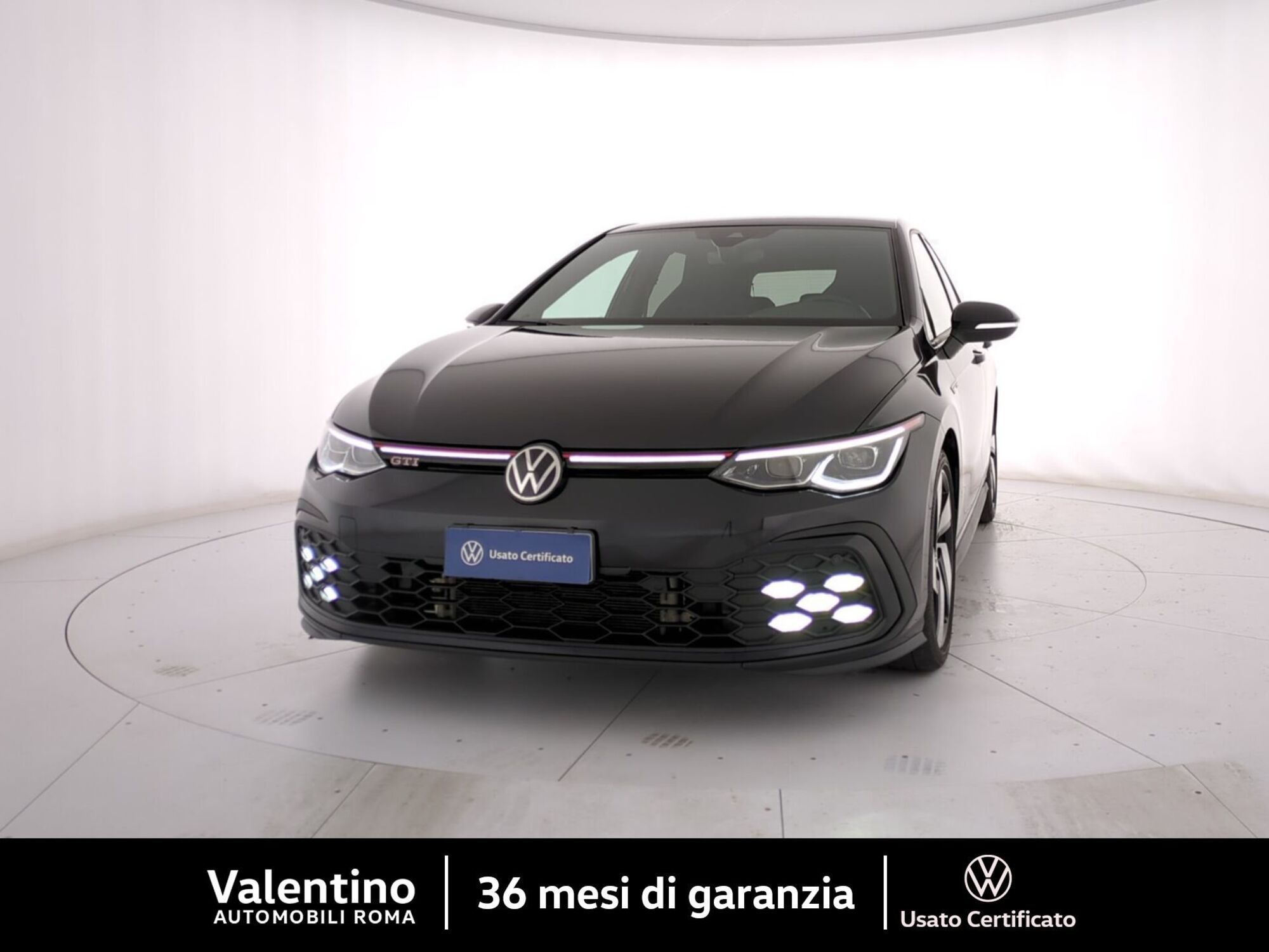 Volkswagen Golf 2.0 TSI GTI DSG del 2020 usata a Roma