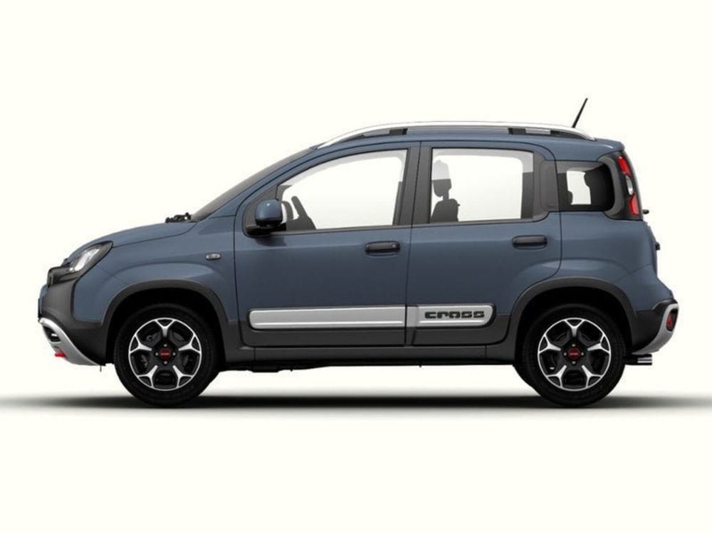 Fiat Panda Cross nuova a Bari (5)