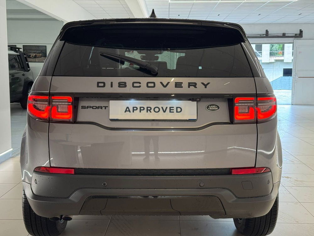 Land Rover Discovery Sport usata a Savona (7)