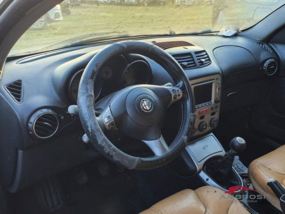 Alfa Romeo GT usata a Perugia (4)