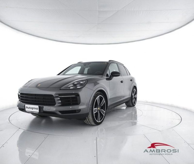 Porsche Cayenne 3.0 V6  del 2019 usata a Corciano