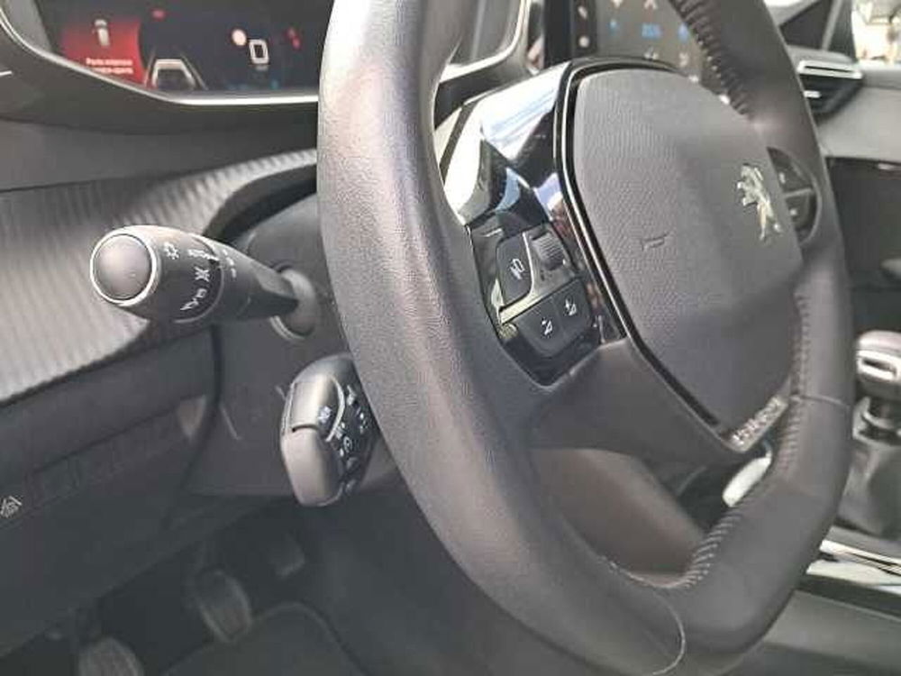 Peugeot 208 usata a Treviso (14)