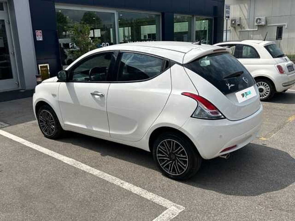 Lancia Ypsilon usata a Ravenna (5)