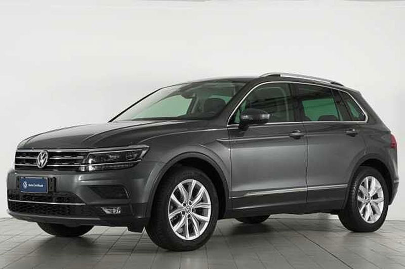 Volkswagen Tiguan 1.5 TSI 150 CV DSG Advanced ACT BlueMotion Technology del 2019 usata a Barni