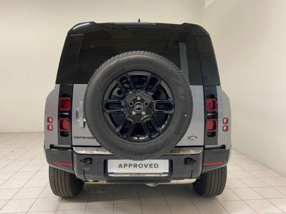 Land Rover Defender usata a Novara (7)