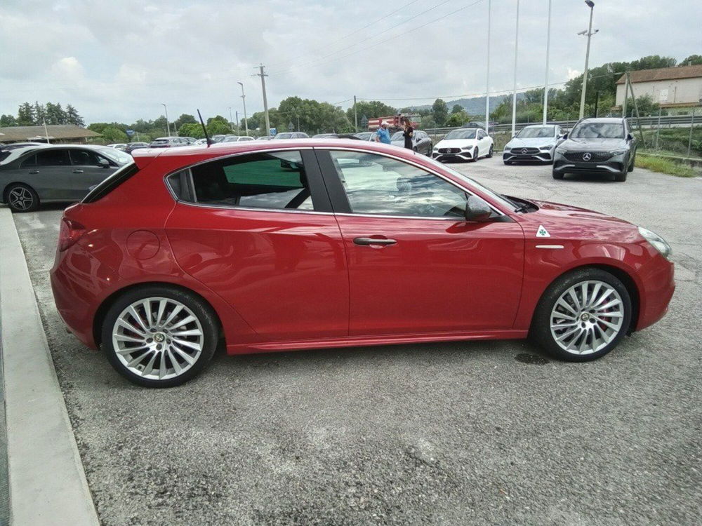 Alfa Romeo Giulietta usata a Macerata (6)