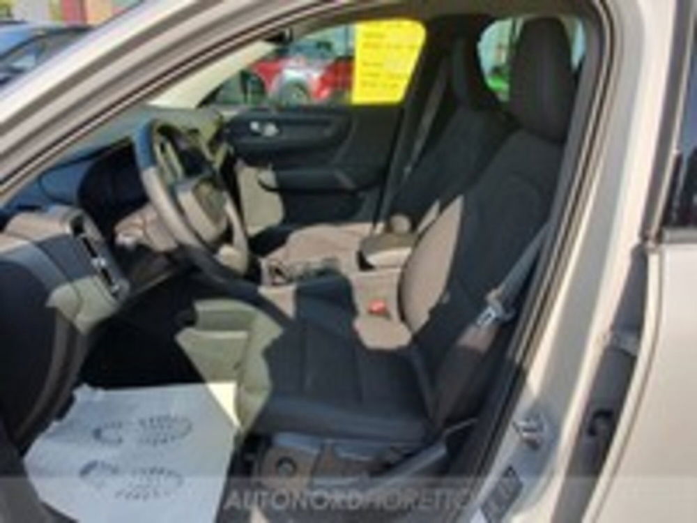 Volvo XC40 usata a Pordenone (11)