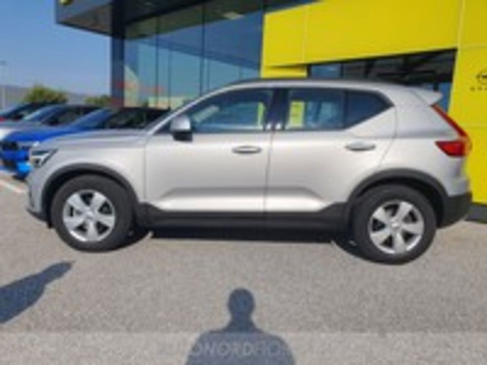 Volvo XC40 usata a Pordenone (8)