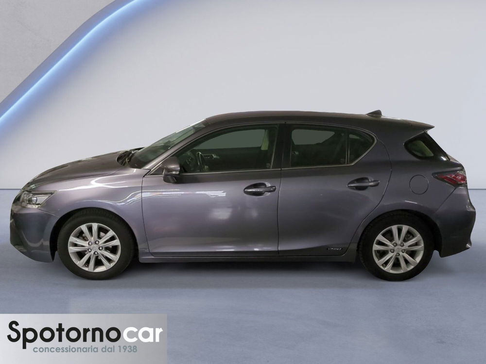 Lexus CT usata a Milano (3)