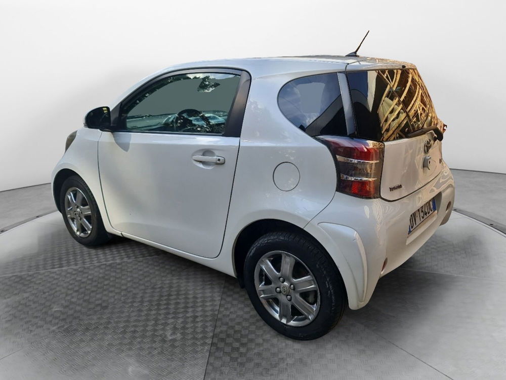 Toyota iQ usata a Bologna (4)