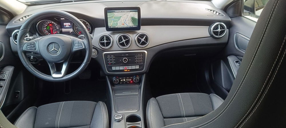 Mercedes-Benz GLA SUV usata a Frosinone (15)