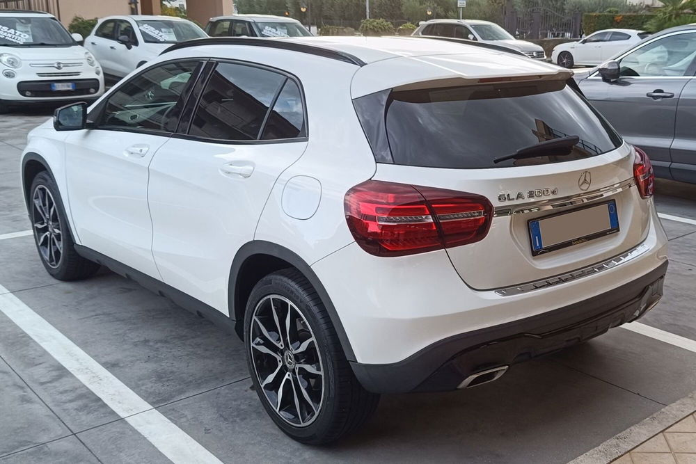 Mercedes-Benz GLA SUV usata a Frosinone (4)